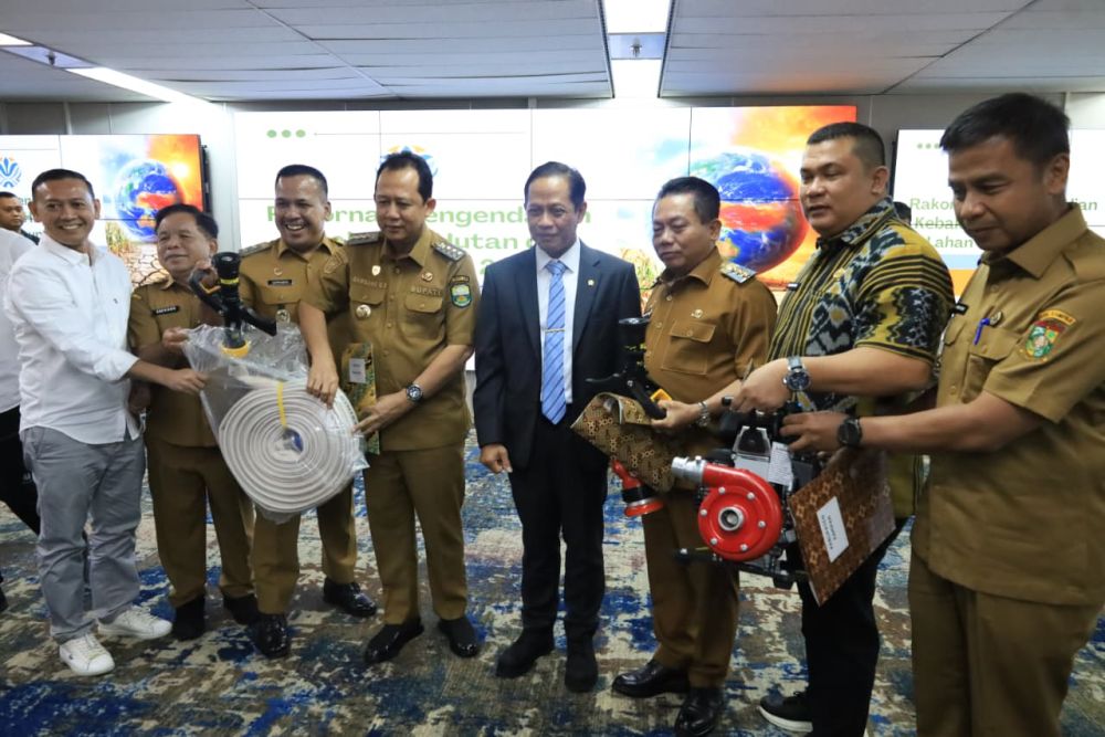 Menteri LH Hanif Faisol: Pengendalian Karhutla Adalah Komitmen Kemanusiaan