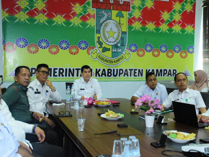 Bersama Kemendagri, Pemkab Kampar Ikuti Rakor Inflasi, Penyelenggaran Jaminan Produk Halal dan Program Tiga Juta Rumah