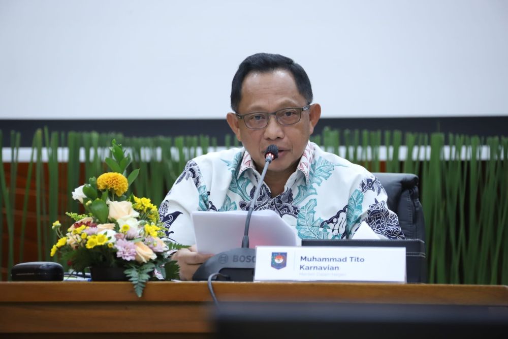 Mendagri Perketat Pengawasan Perizinan di Daerah untuk Permudah Investasi